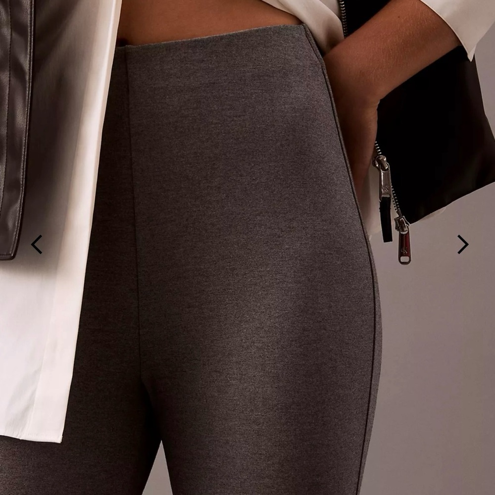 Calvin Klein Solid Ponte Skinny Pant